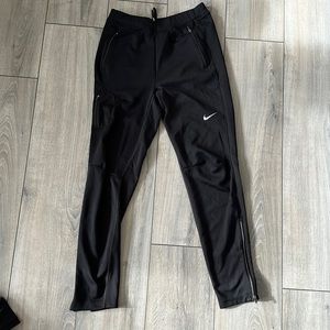 NIKE DRI FIT JOGGERS